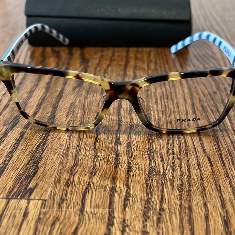 Prada Glasses - Picture 6 of 8